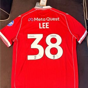 Wrexham Jersey (XL but fits like a M)